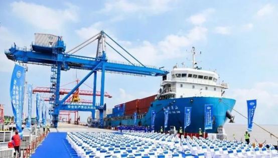 新箱交付更快！中远海运打造“启东－宁波”集装箱直达航线