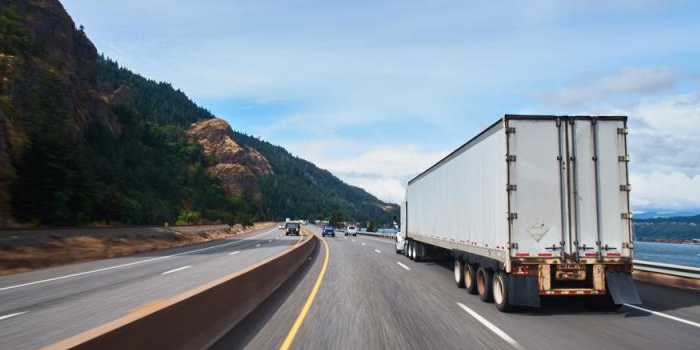 今年前两个月我国社会物流总额55.4万亿元，，，同比增添5.9%！！